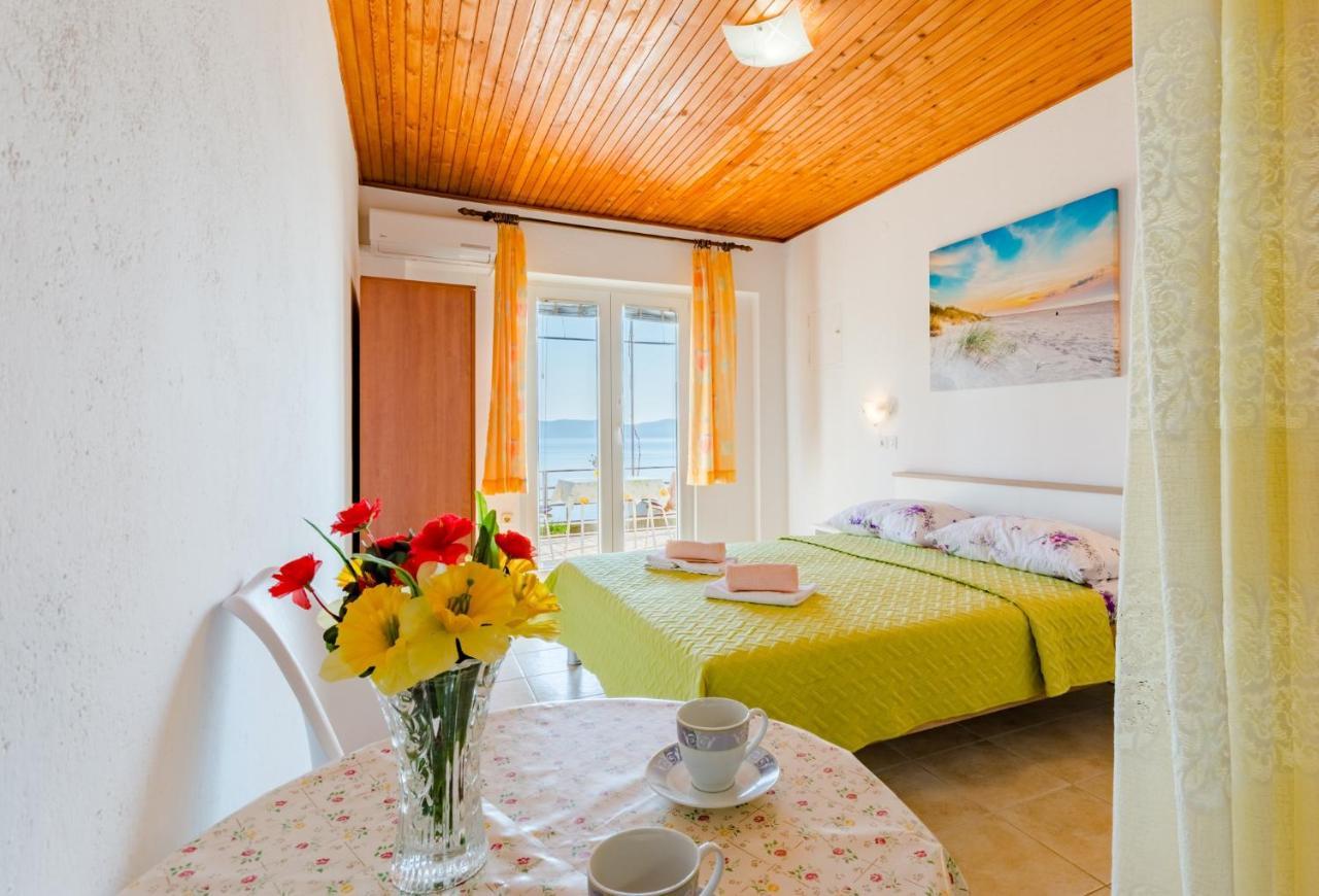 Rooms Sani Brela Habitación foto